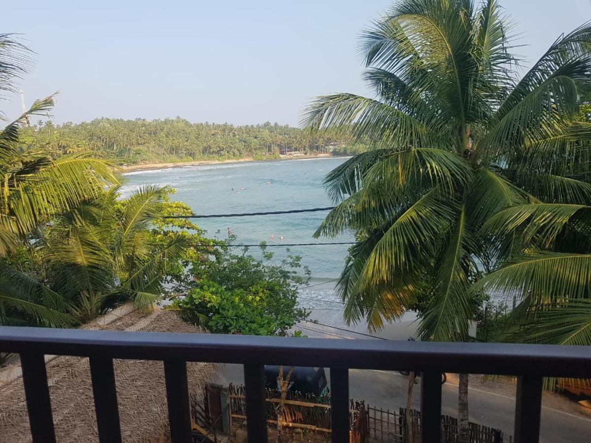 Waves Hiri Hotel Dickwella Exterior photo