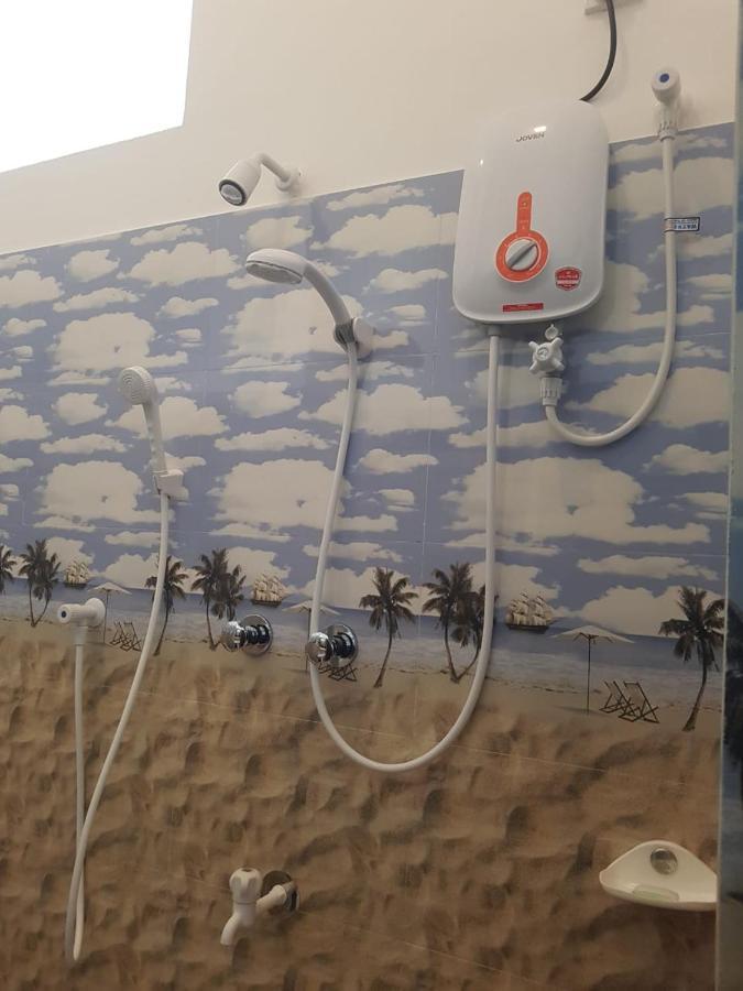 Waves Hiri Hotel Dickwella Exterior photo